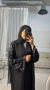 Shayla Abaya