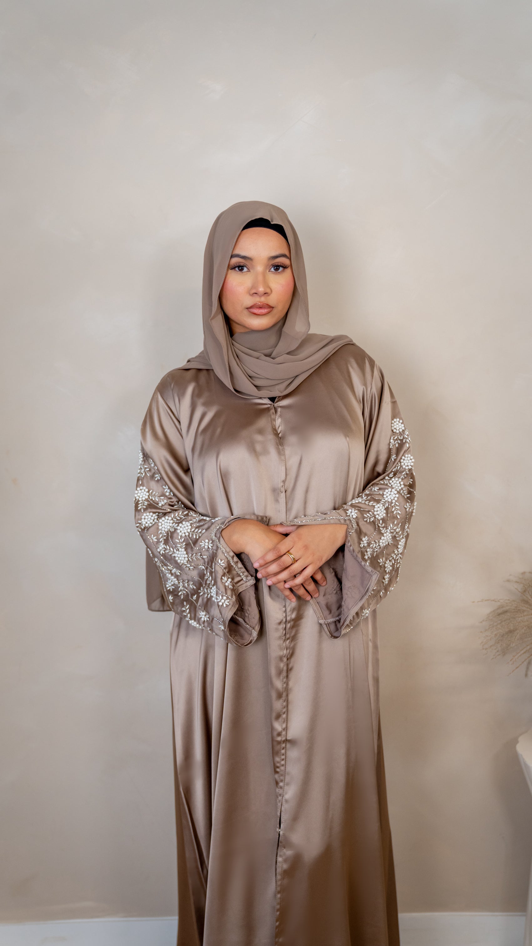 Glimmer Abaya