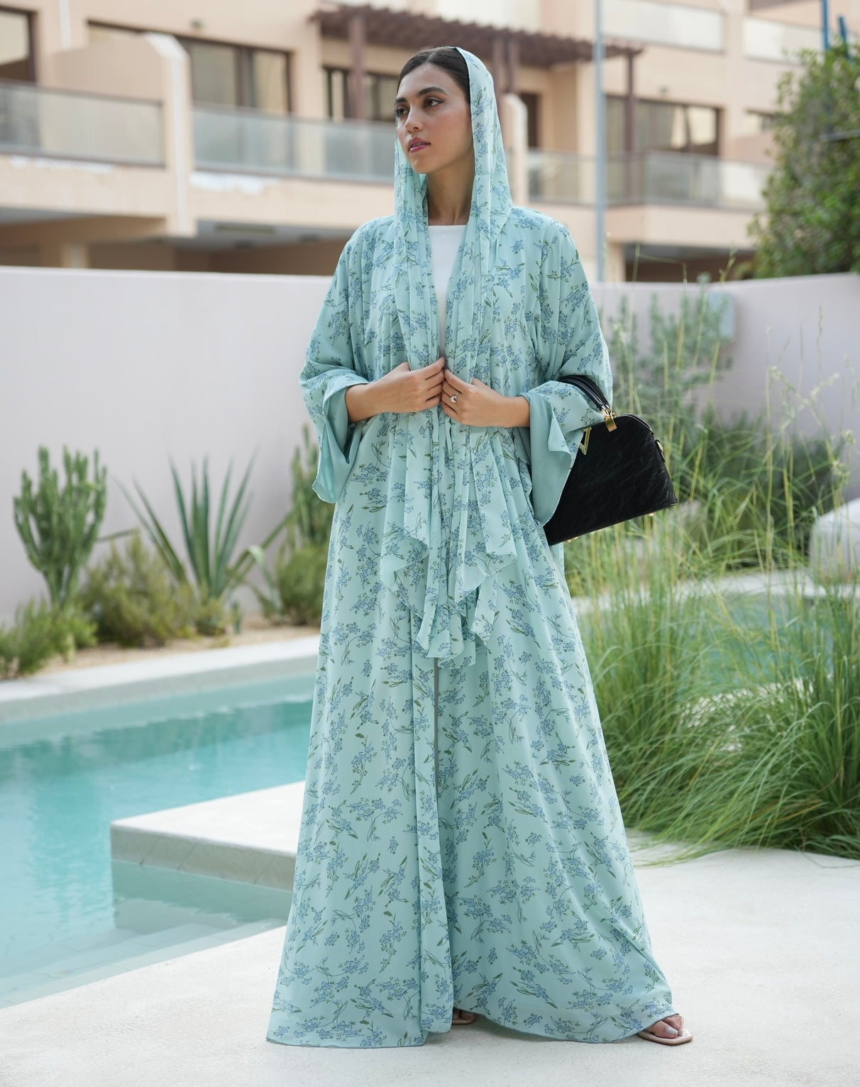 Amira Abaya