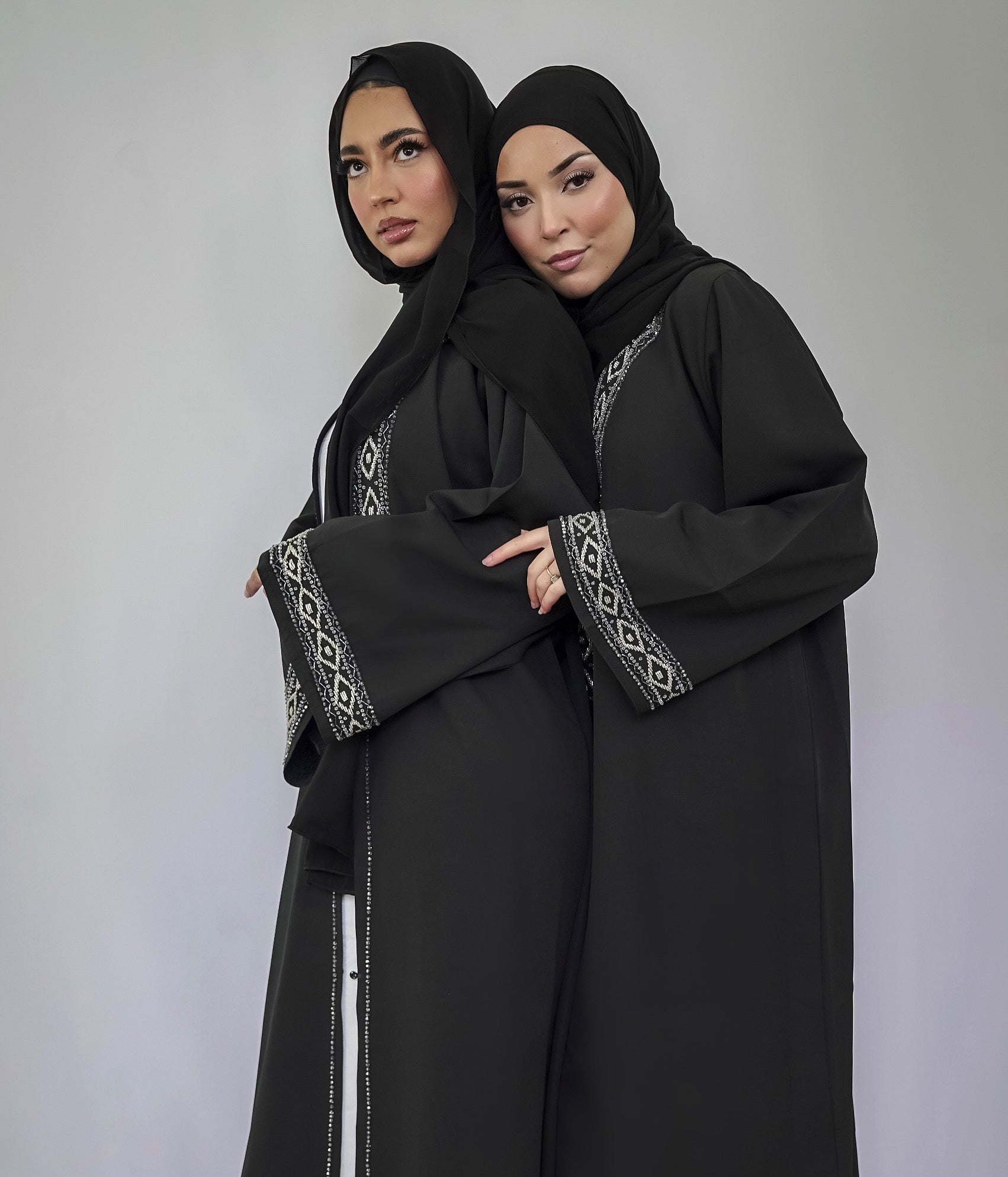 Qamar Abaya