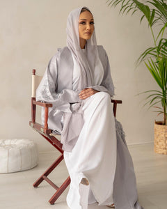 Tania Abaya